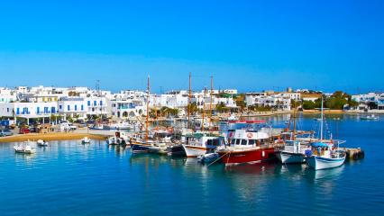 Antiparos Adası