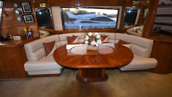 Motor yat Azimut 65 Gokce