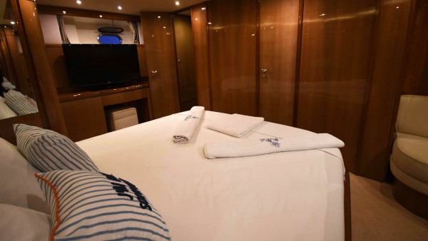 Motor yat Azimut 65 Gokce