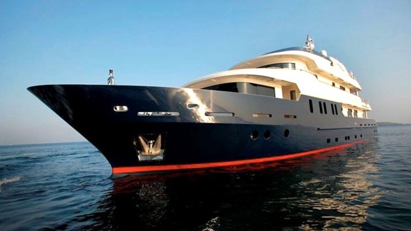 Motor yat Serenity II