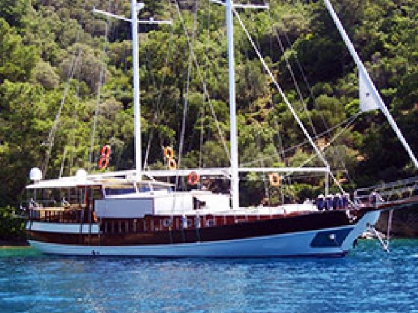 Yuksel Deniz Gulet